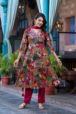 Indolady Multired Suit Set