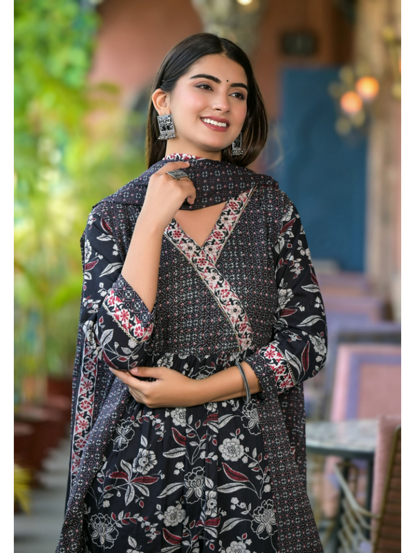 Indolady Black Preet Cotton Suit Set
