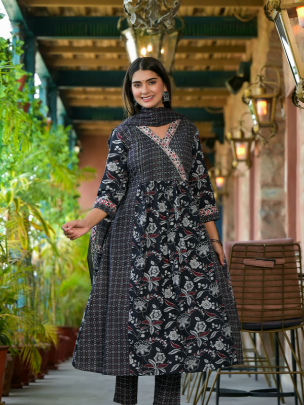 Indolady Black Preet Cotton Suit Set