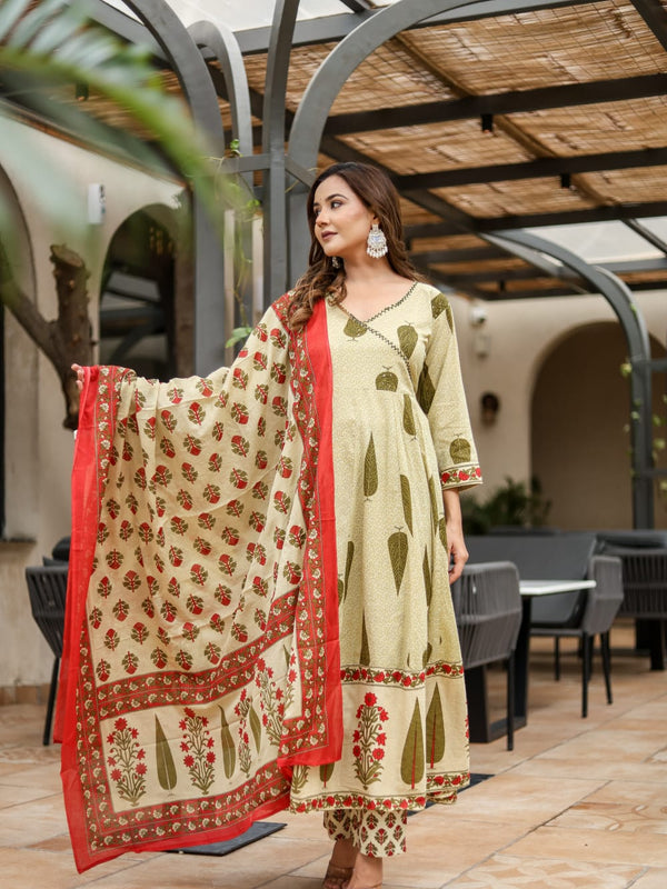 Earthy Grace: Pure Cotton Block Print Anarkali Ensemble in Rust Hue