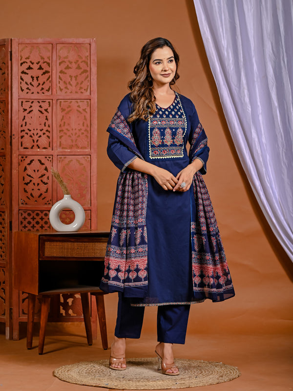 Graceful Indigo: Classic Cotton Kurta with Printed Dupatta