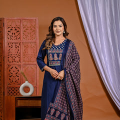 Graceful Indigo: Classic Cotton Kurta with Printed Dupatta