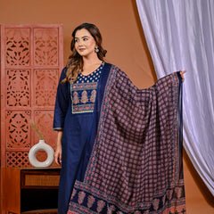Graceful Indigo: Classic Cotton Kurta with Printed Dupatta