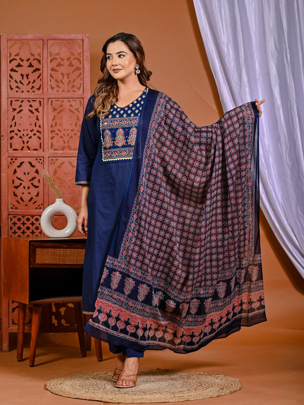 Graceful Indigo: Classic Cotton Kurta with Printed Dupatta