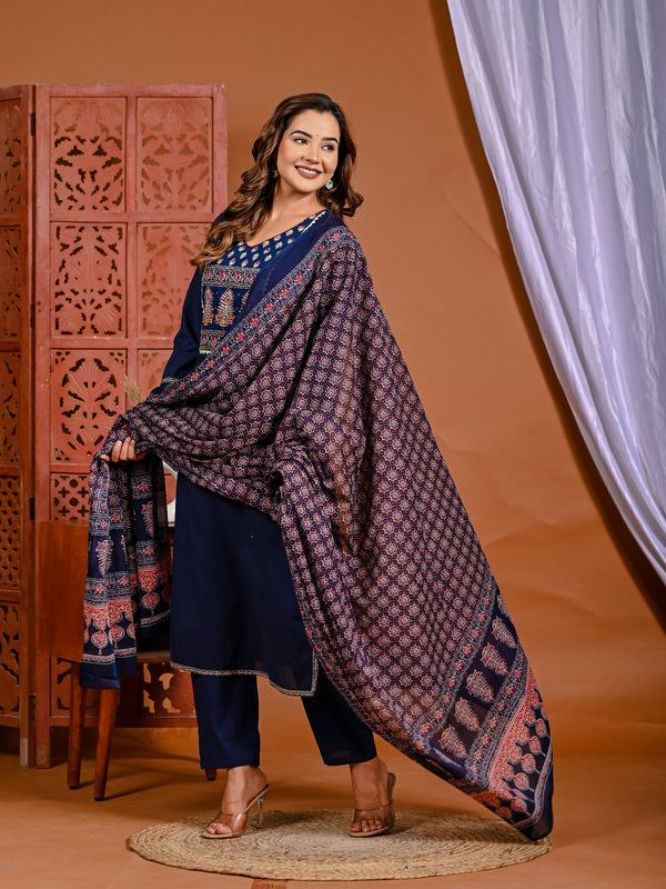 Graceful Indigo: Classic Cotton Kurta with Printed Dupatta