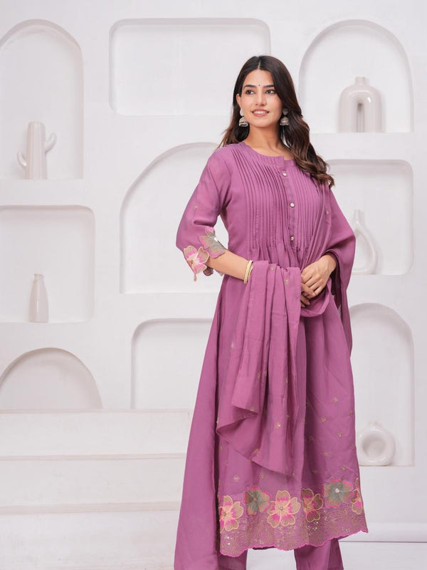 Vintage Mauve Elegance – Pure Mul Chanderi Threadwork Suit