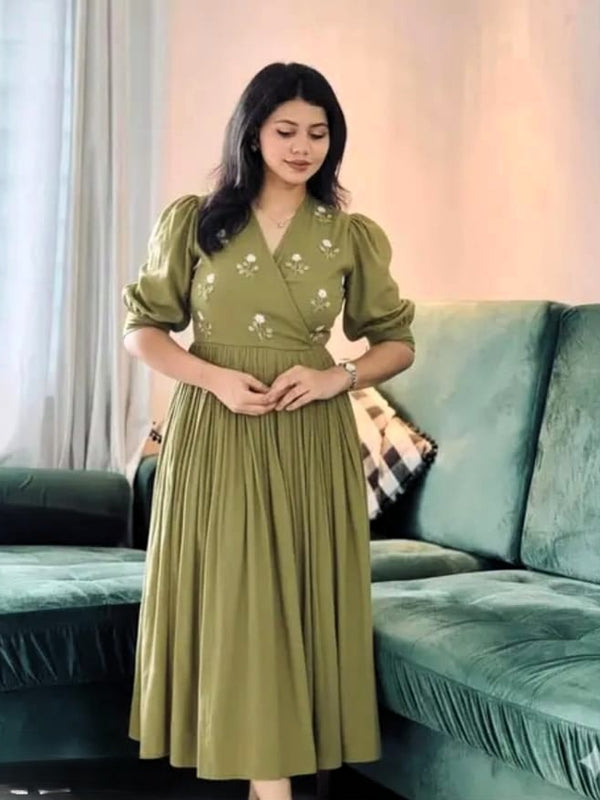 Green Grace Stylish Handwork Midi Dress