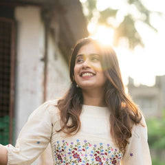 Noor-E-Khaas – Elegant Off-White Summer Dress