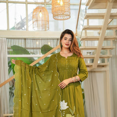 Indolady Green Cotton Suit Set – Handcrafted Bloom in Green