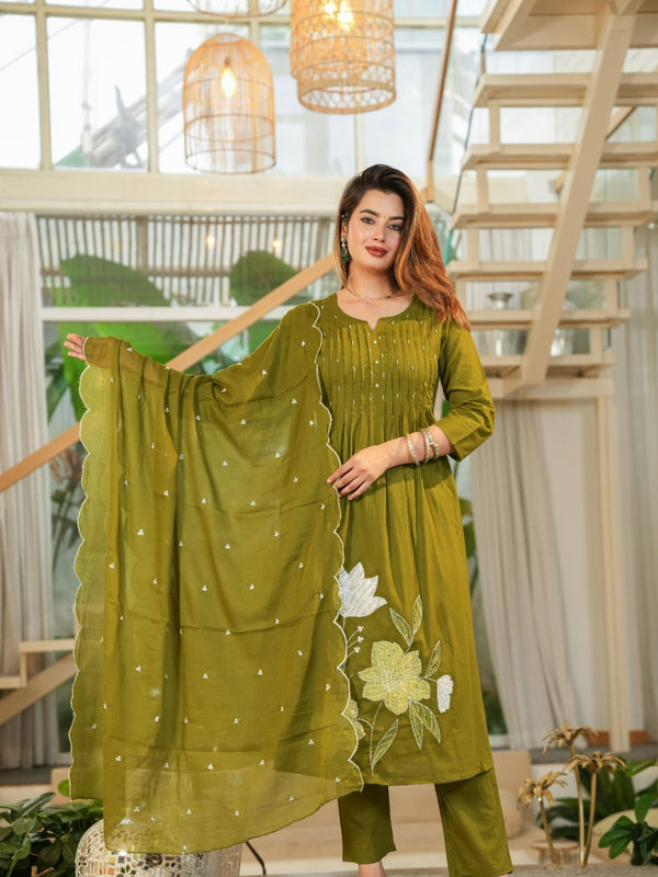 Indolady Green Cotton Suit Set – Handcrafted Bloom in Green