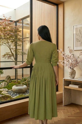 Green Grace Stylish Handwork Midi Dress